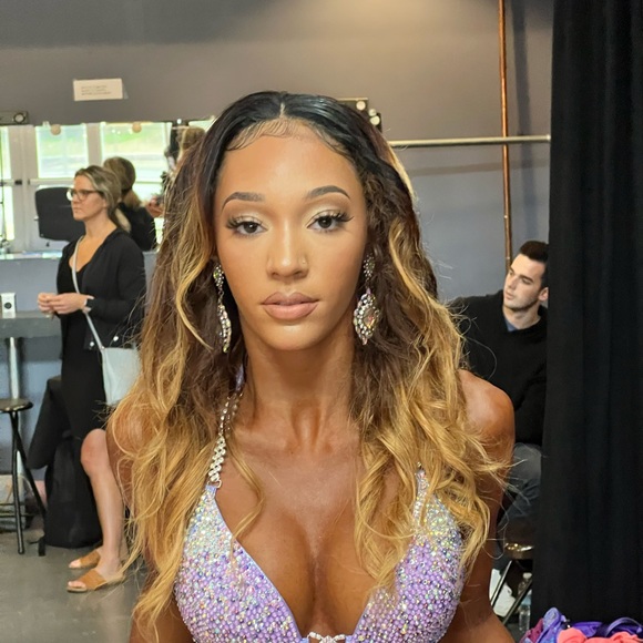 Ravi’s Sands Lavender AB stones with Brazilian Bottoms - Picture 3 of 3